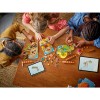 LEGO 42673 Семейный отдых на курортном пляже